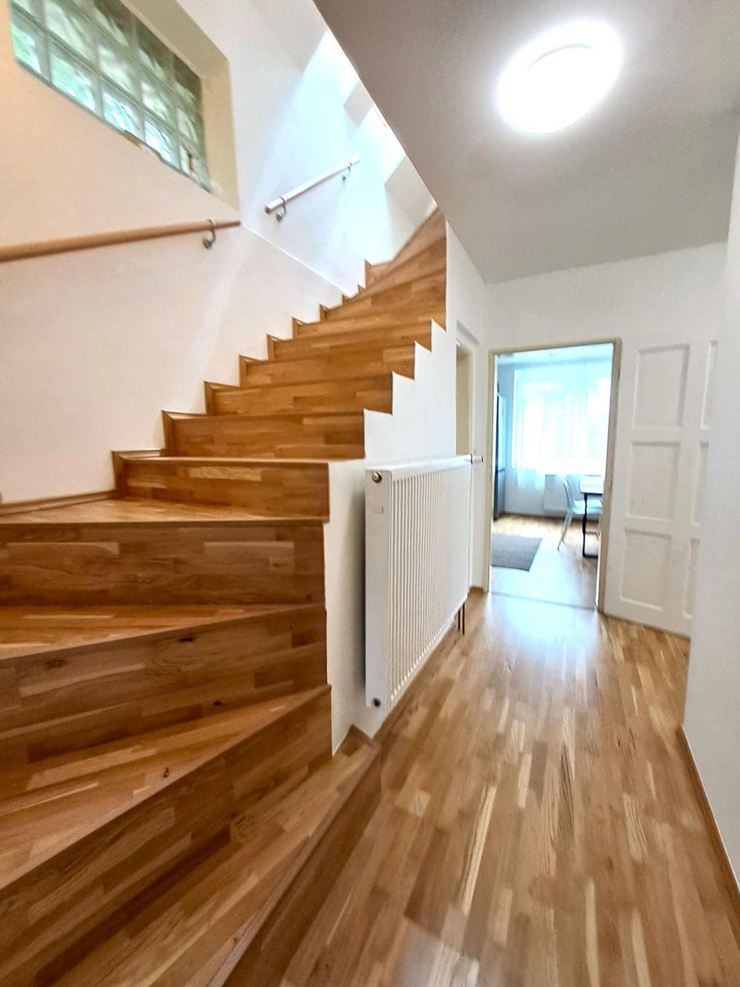 Apartmanovy Dum Se Zahradou V Klidne Casti Prahy Praga Exterior foto